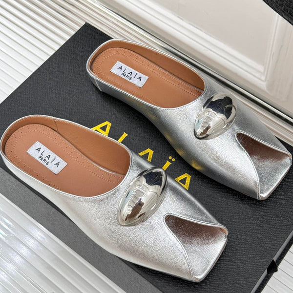 Alaia Slipper With Gold Hardware Silver Calfskin 293204