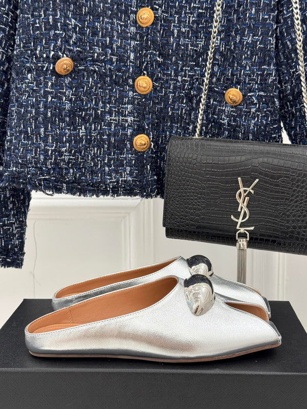 Alaia Slipper With Gold Hardware Silver Calfskin 293204