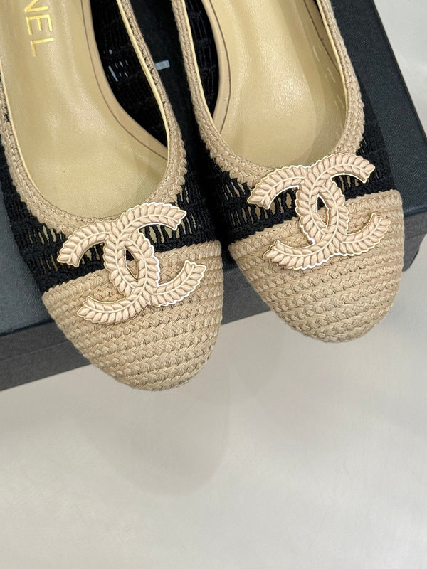 CC 25P Hollow Double C Ballet Flats 50mm Beige Black Raffia 265636