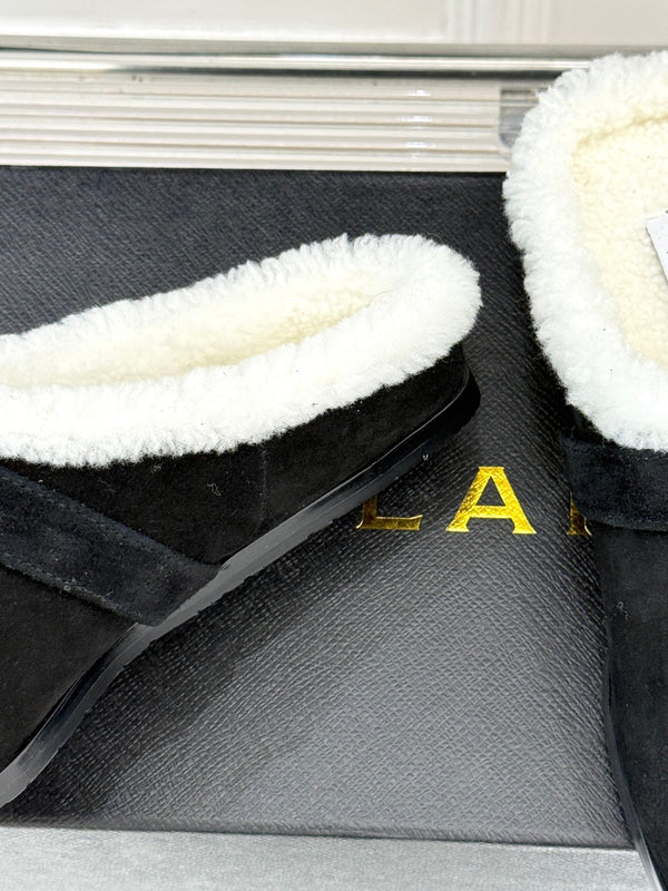 Alaia 25WF slippers belt buckle black suede wool 472226