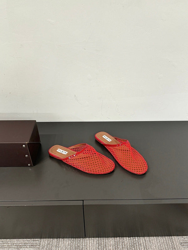MULES ALAIA FLAT IN RETE ROSSO CILIEGIA