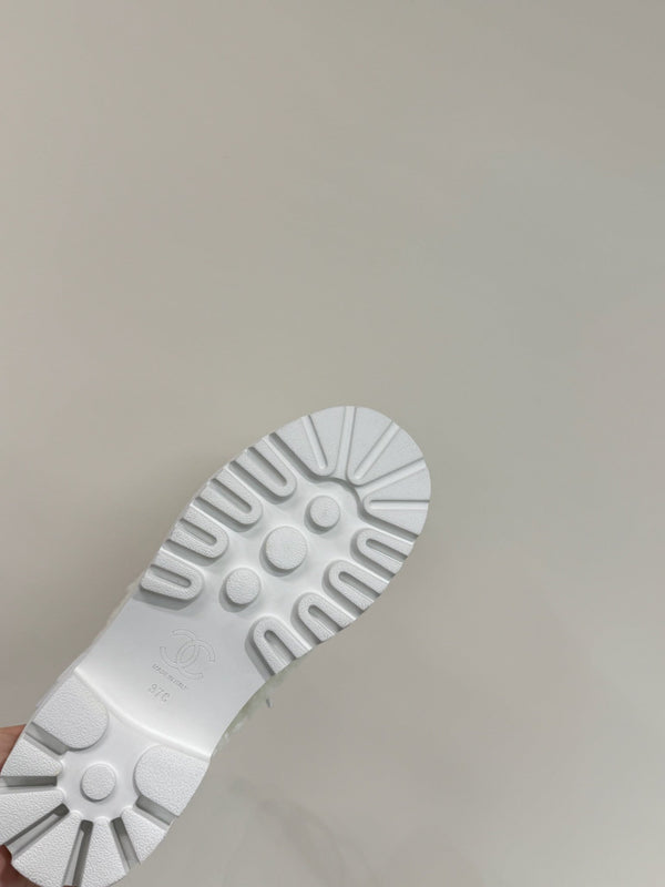 CC 25ss Martin Snow Boots White Cowhide & Lambswool 417824