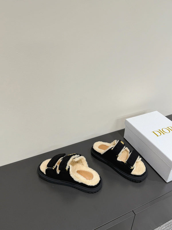 Dioract Slide In Black Suede And Wool Fleece Lining 109875