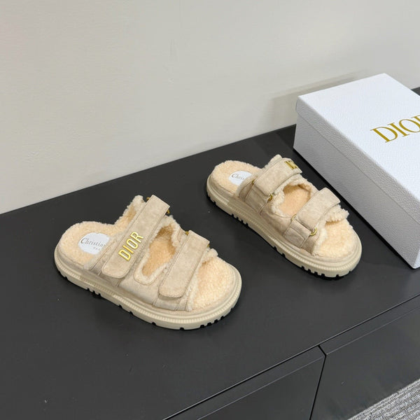 Dioract Slide In Light Grey Suede And Wool Fleece Lining 109879