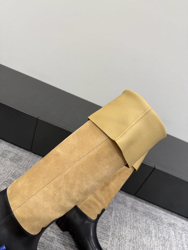 CC Métiers d’art Thigh Boots Beige Black Suede Calfskin 417836