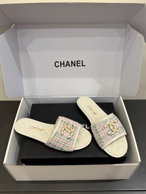 Ciabatte piatte con catena CC 25ss in pelle di mucca e pecora multicolore 417562