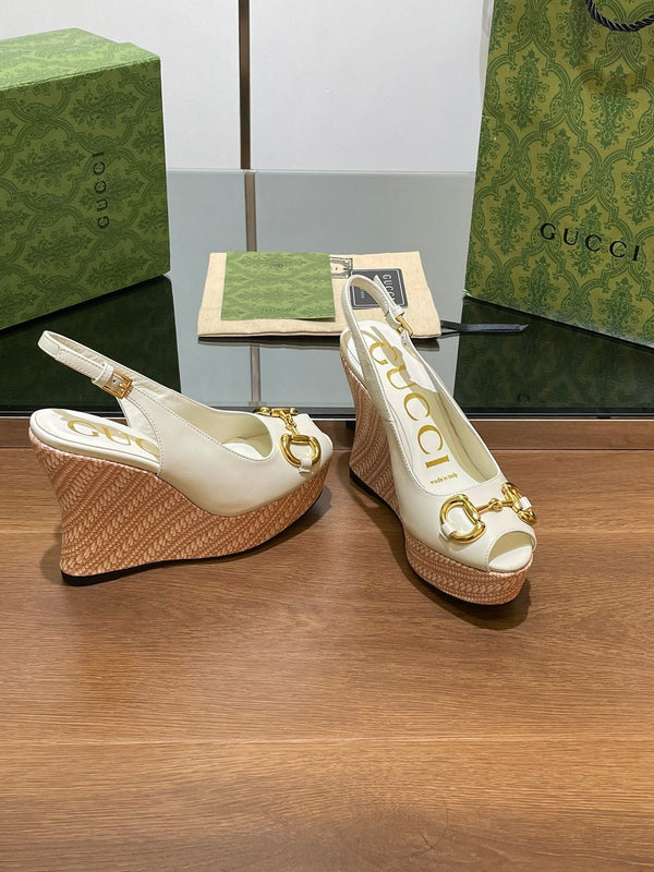 SANDALO CON ZEPPA GG IN PELLE DI VITELLO BIANCA