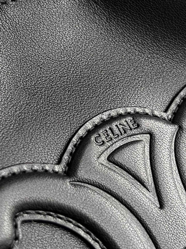 SMALL CABAS DRAWSTRING CUIR TRIOMPHE 22 BLACK CALFSKIN