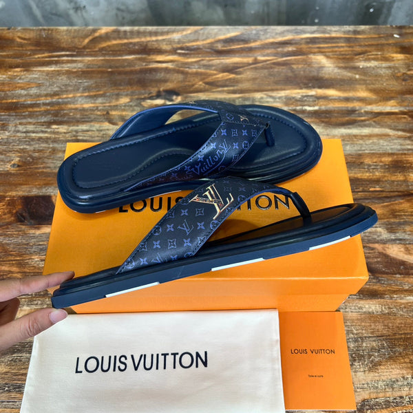 LV THONG SLIPPER IN NAVY BLUE MONOGRAM CALFSKIN