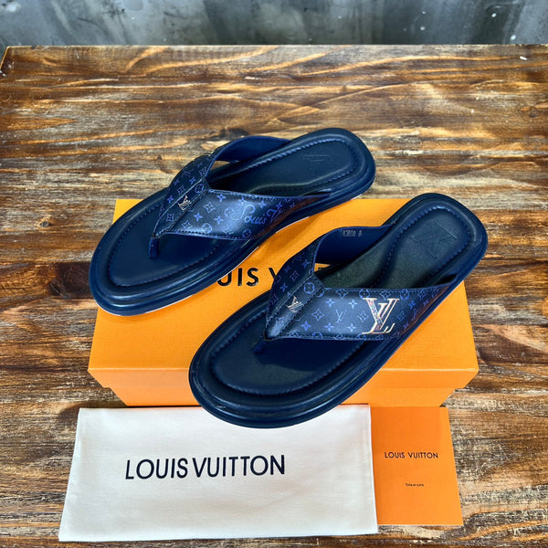 LV THONG SLIPPER IN NAVY BLUE MONOGRAM CALFSKIN