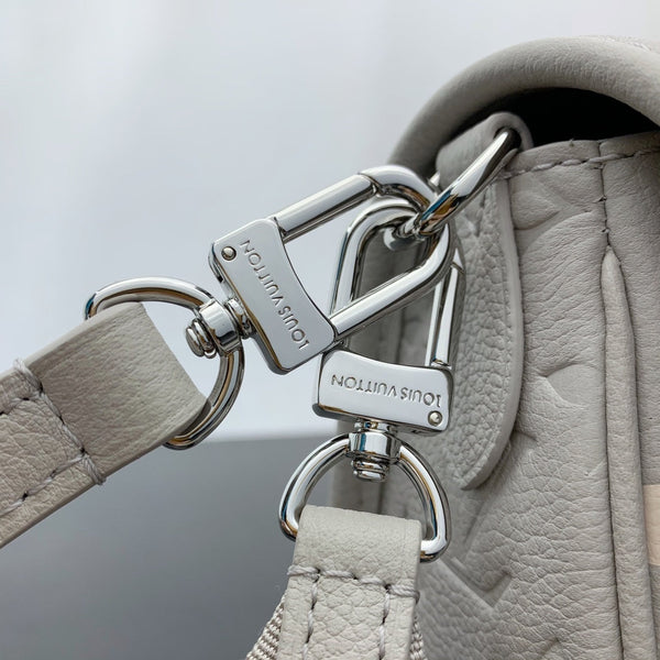 LV Diane Brume Gray Monogram Canvas 205493