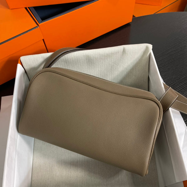 BOSTON NOUVEAU ON BOBY 29 SHOULDER BAG IN COFFEE BROWN CALFSKIN