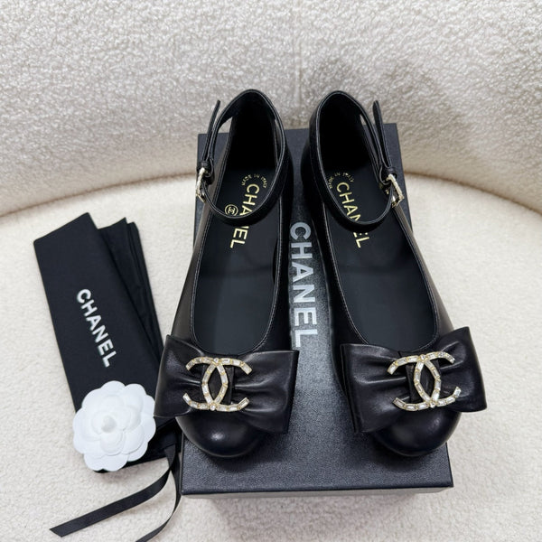 MARY JANE SHOES IN BLACK LAMBSKIN