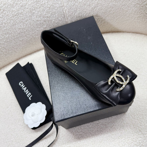 MARY JANE SHOES IN BLACK LAMBSKIN