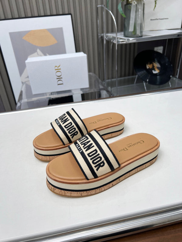 CD Dway 40 Brown Canvas Platform Sandal 218500