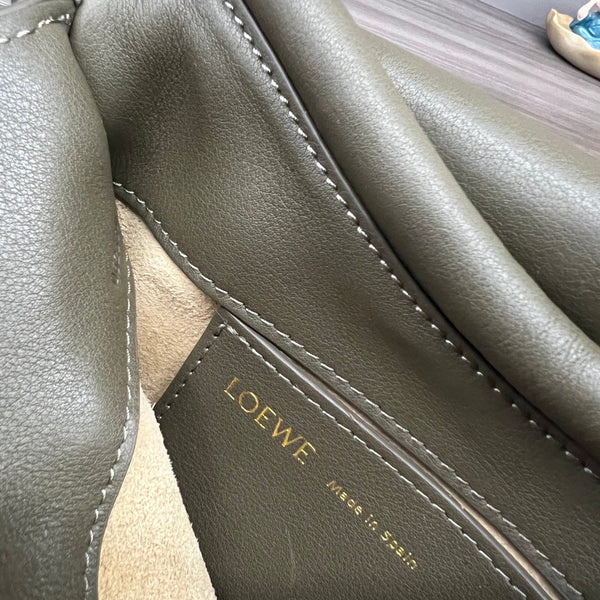 Loew Paseo Shoulder Bag 25cm Dark Olive Cowhide