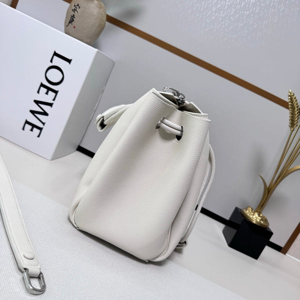 Loewe Madrid Bag 33cm White Grain Cowhide