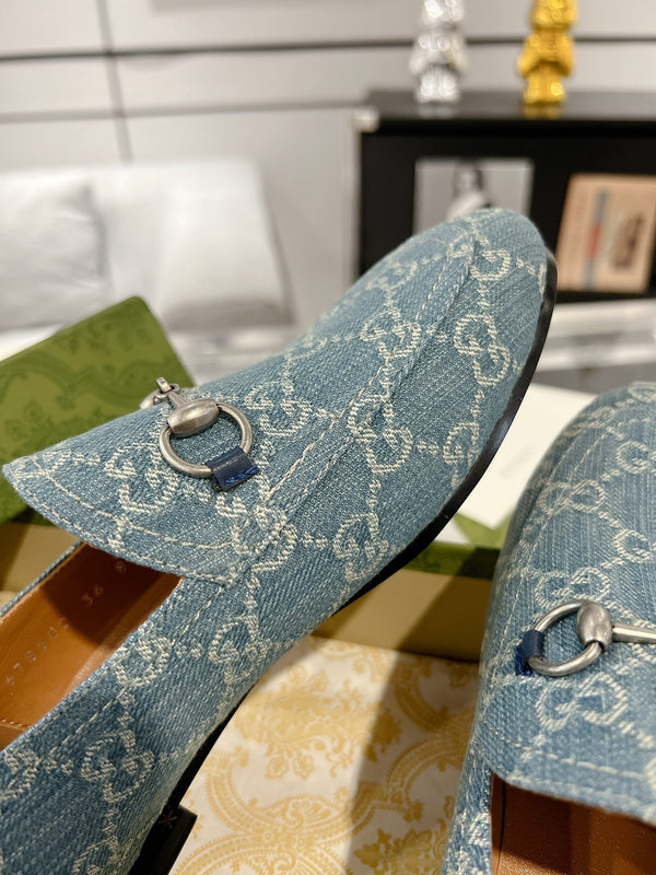 MEN'S LOAFER WITH HORSEBIT IN SAPHIRE BLUE MONOGRAM JACQUARD FABRIC