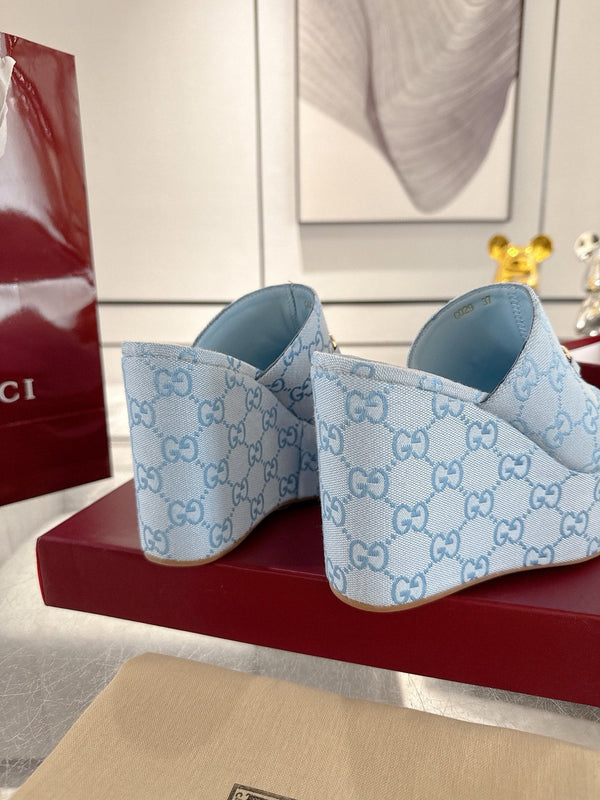 GC Wedge With Horsebit Sandal Light Blue Canvas 292421
