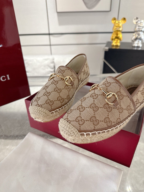 GC 2025 Espadrillas con morsetto in tela marrone 292457