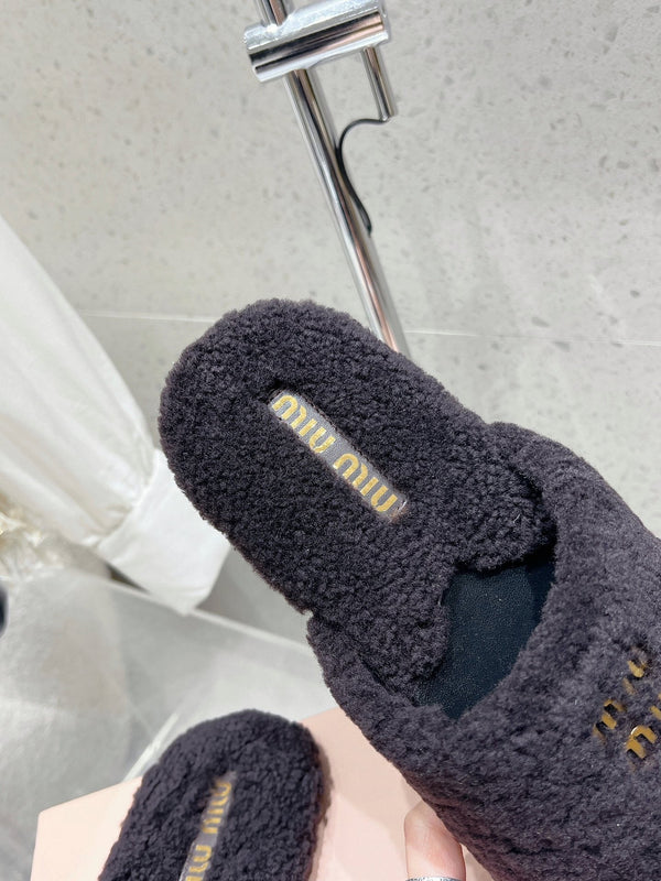 Miu Slippers Black Wool Fabric