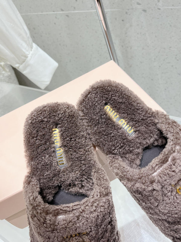 Miu Slippers Brown Earth Wool Fabric