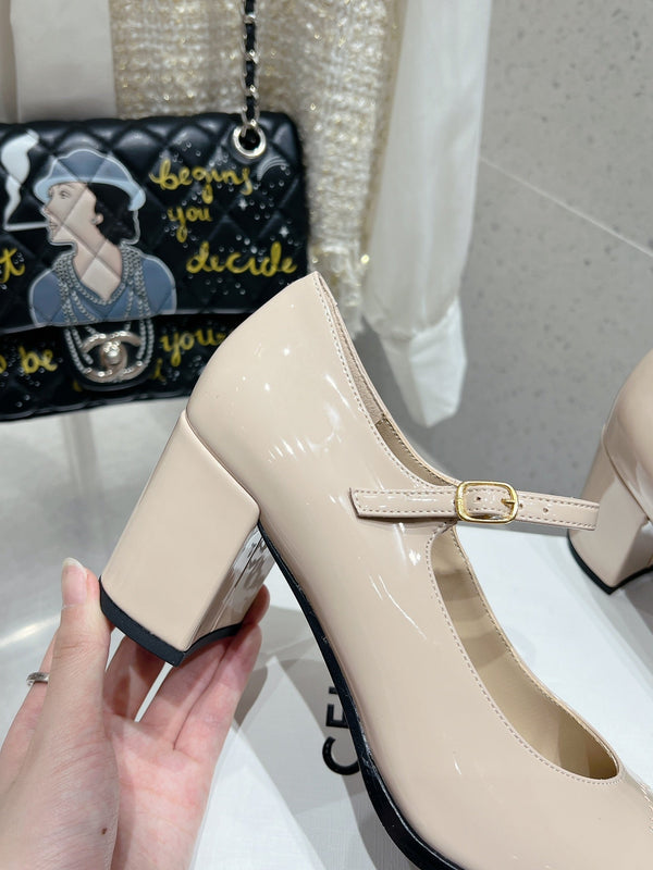 HIGH MARY JANE SHOES IN TAN BEIGE PATENT CALFSKIN