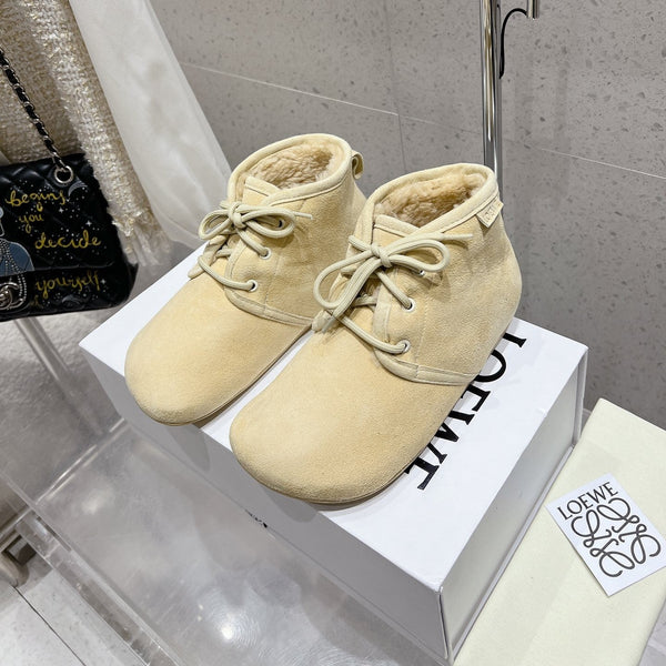 Loewe One-Piece Snow Boots Butter Milk Suede 435628