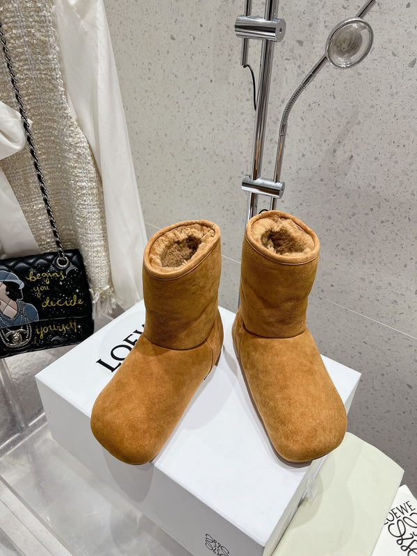 Loewe Lago Boots Brown Suede 435626