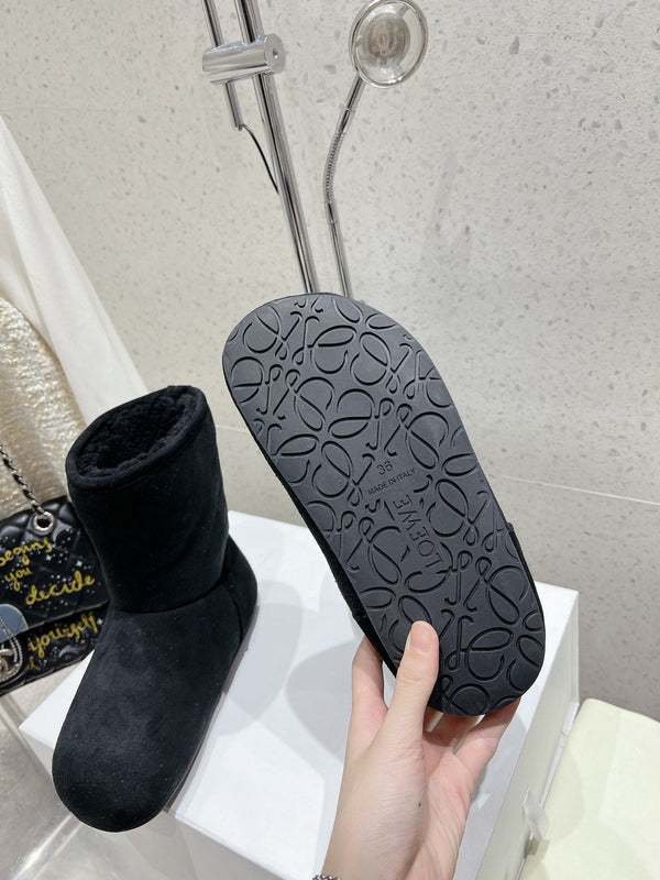 Loewe Lago Boots Black Suede 435627