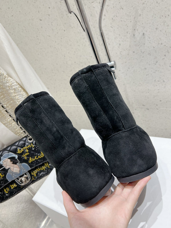 Loewe Lago Boots Black Suede 435627