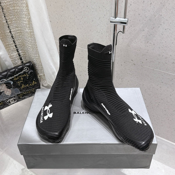 UNDER ARMOUR HYPER SNEAKER IN BLACK MIX WHITE KNITTED FABRIC