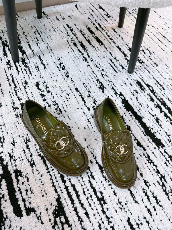 CC Moccasins 25mm In Moss Green Glossy Lambskin 144643