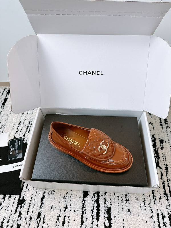 CC Moccasins 25mm In Caramel Glossy Lambskin 144647