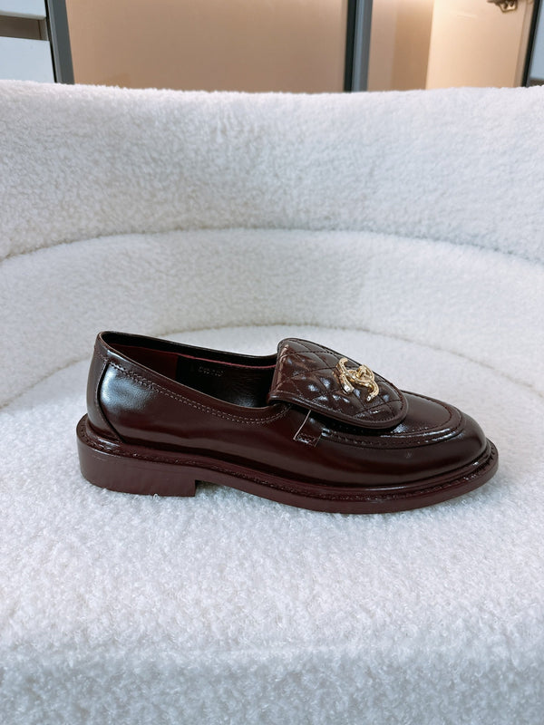 CC Moccasins 25mm In Burgundy Glossy Lambskin 144649