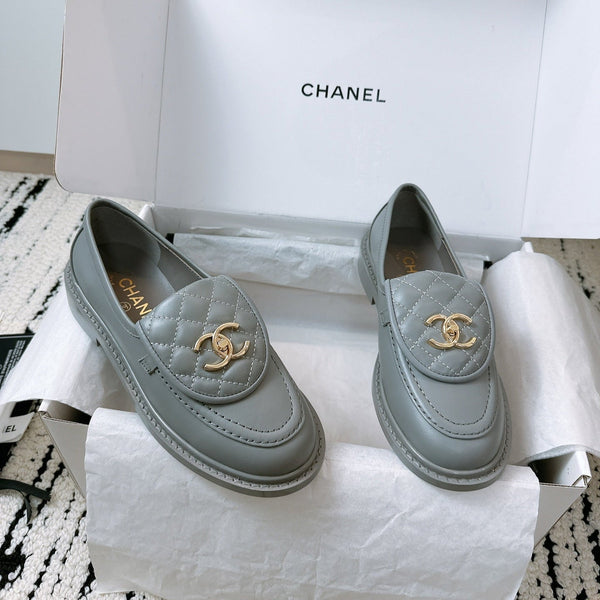 CC Moccasins 25mm In Grey Lambskin 144651