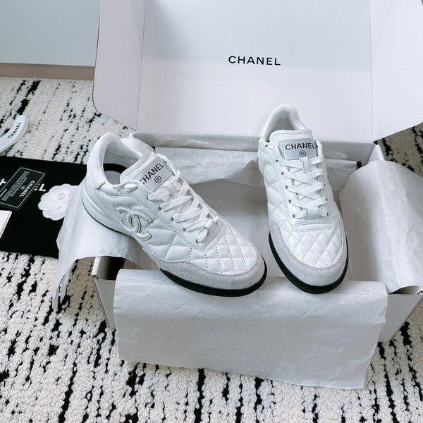 CC Sneaker In White Lambskin Quilted 144679