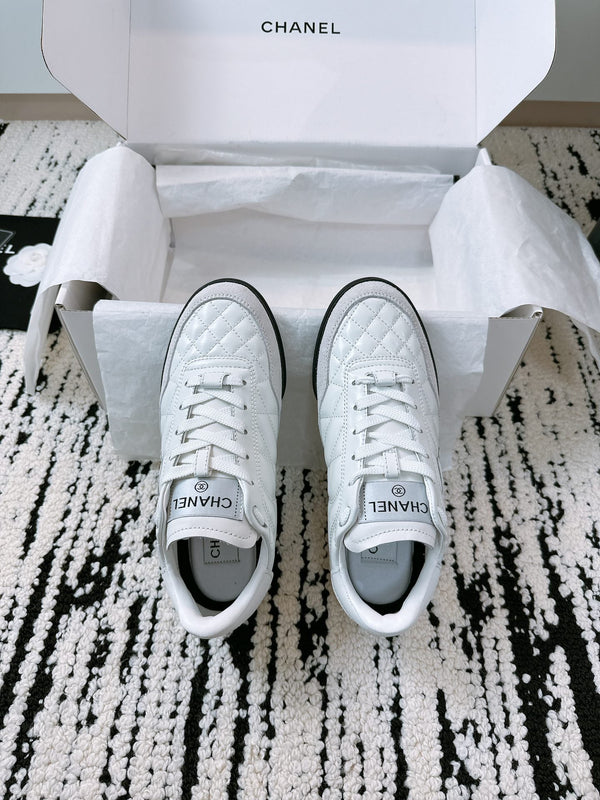 CC Sneaker In White Lambskin Quilted 144679