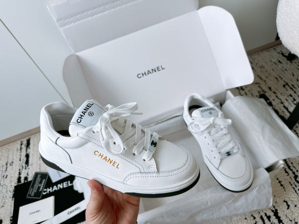 CC Sneaker In White Lambskin 144511
