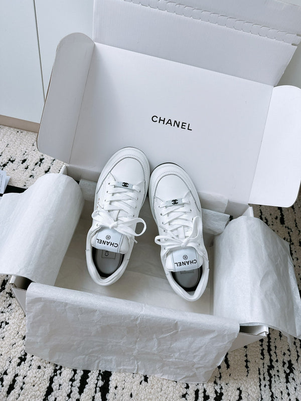 CC Sneaker In White Lambskin 144511