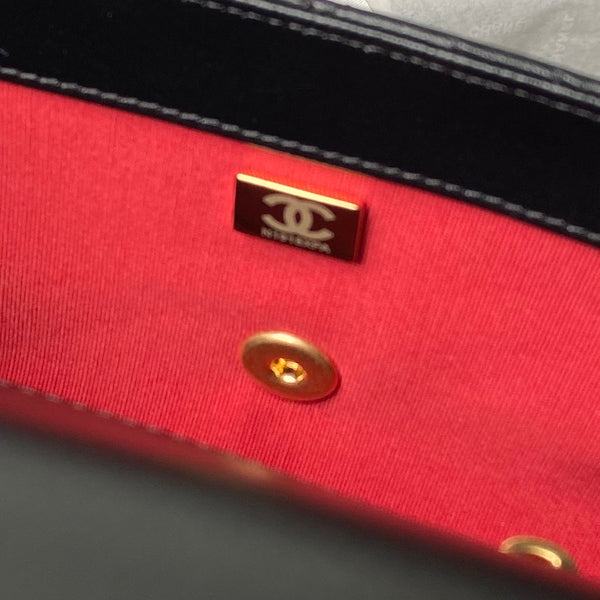 24a classic flap bag 26cm black lambskin gold hardware