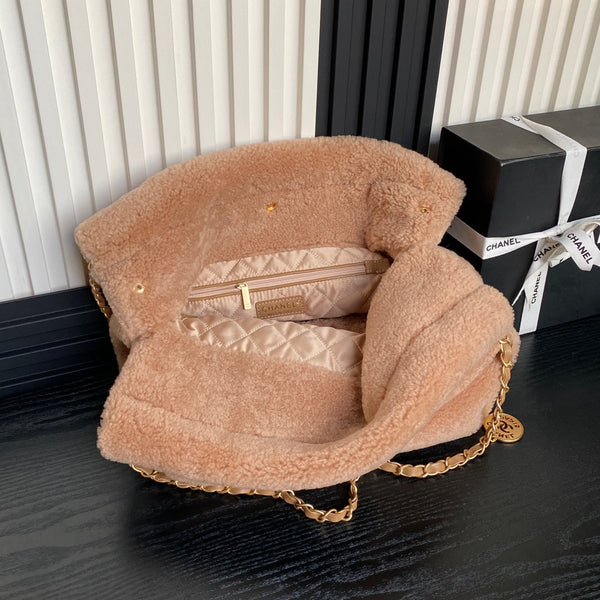 CC 24K Hobo 22 Bag 39cm Brown Wool Fur