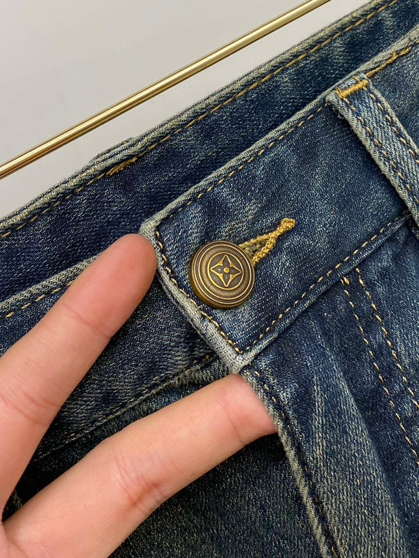 JEANS A GAMBA DRITTA LV 239598