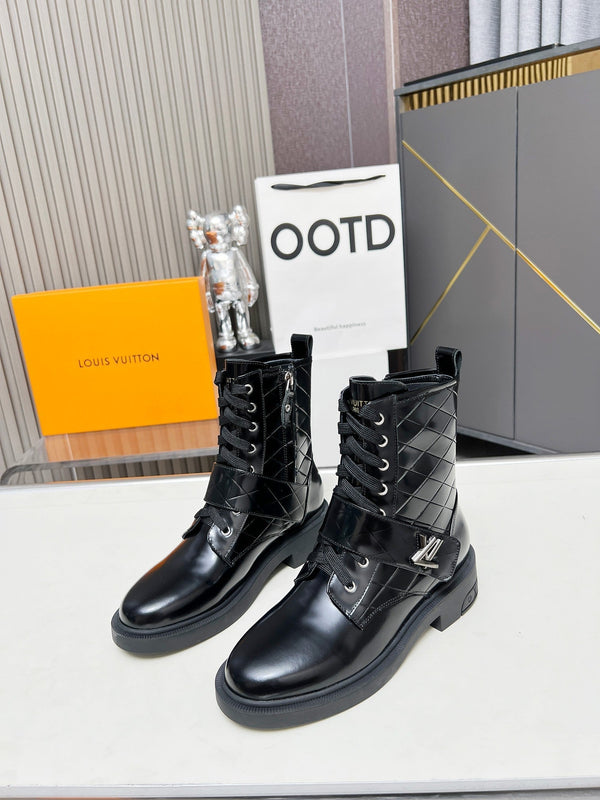 LV Citizen Flat Ranger Boot Glossy Black Calfskin