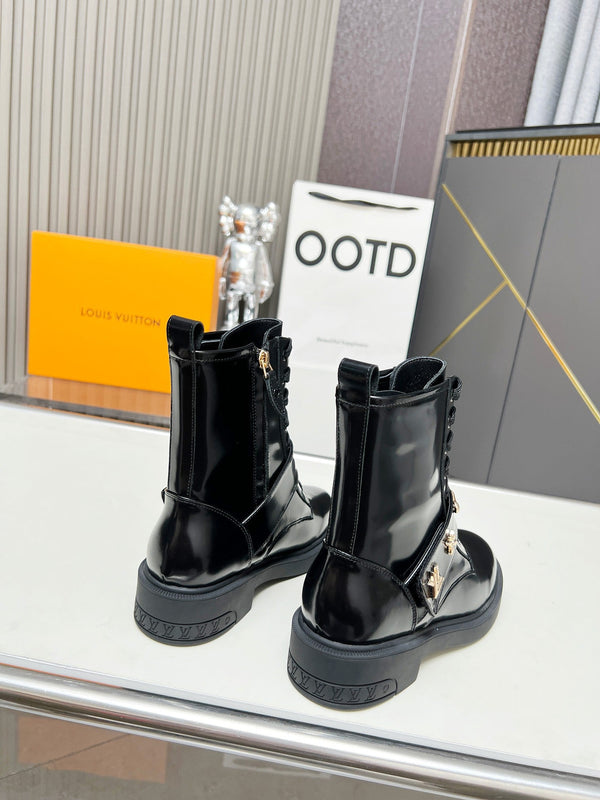 Stivali LV Citizen in pelle di vitello nera lucida