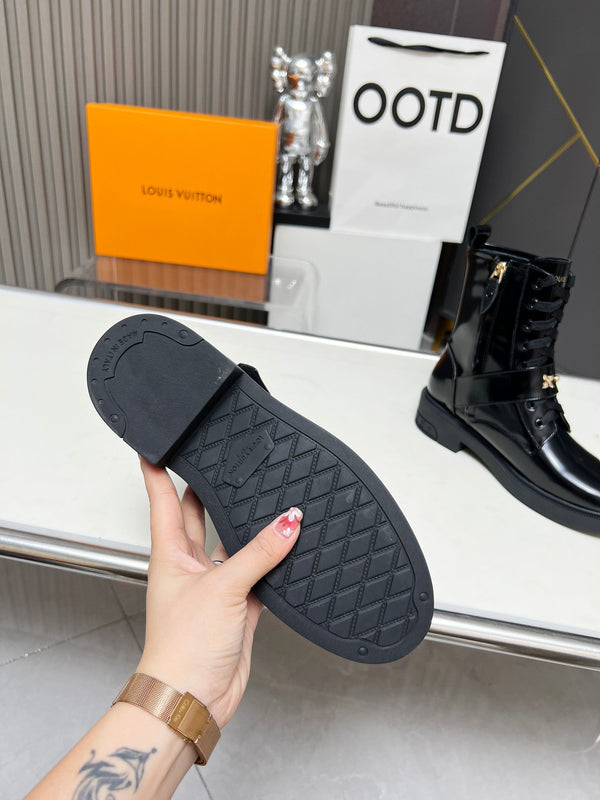 Stivali LV Citizen in pelle di vitello nera lucida