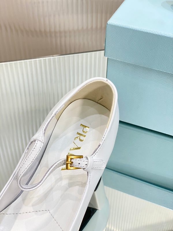 DÉCOLLETÉ MARY JANE IN NAPPA PRA IN PELLE DI AGNELLO BIANCA