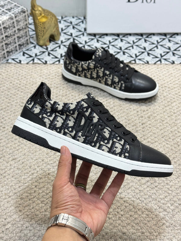 CD CASUAL SNEAKER BLACK AND BEIGE CALFSKIN