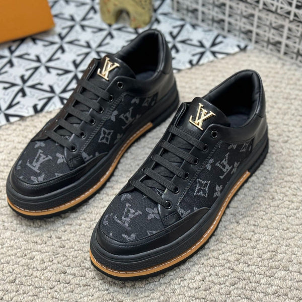 LV TRAINERS IN BLACK CALFSKIN AND JACQUARD