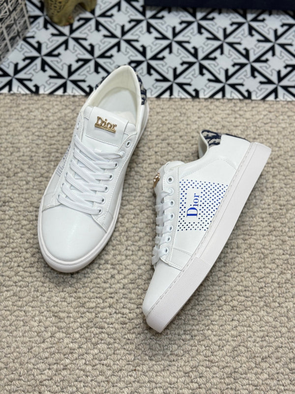 CD LOW TOP BASIC SNEAKER WHITE AND COBALT CALFSKIN